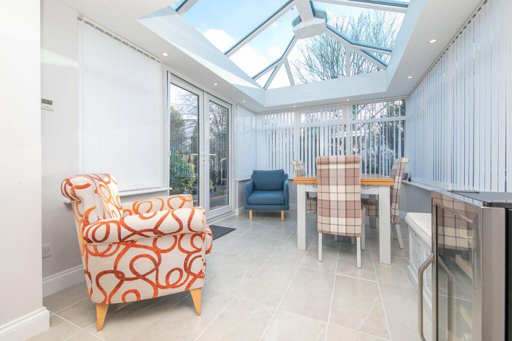 Additional property image - Parkwood Avenue, Wivenhoe, Colchester, CO7