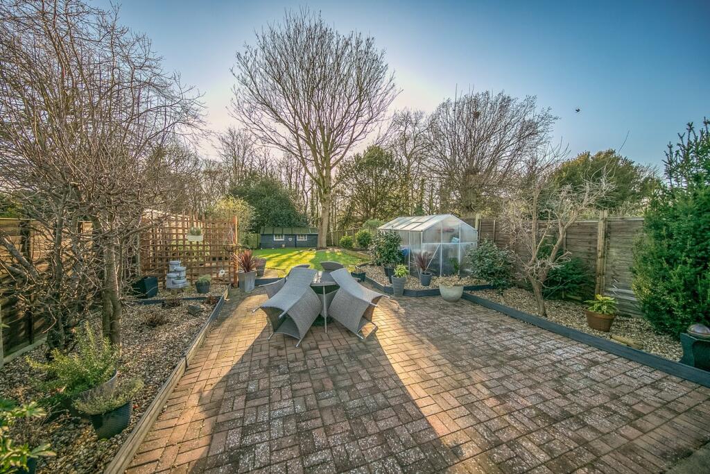 Additional property image - Parkwood Avenue, Wivenhoe, Colchester, CO7