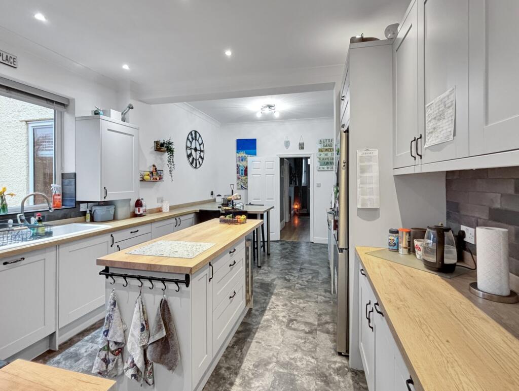 Additional property image - Holland Road, Clacton-on-Sea, CO15