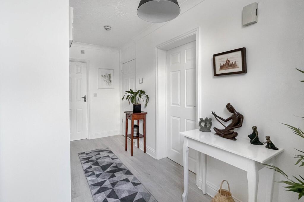 Additional property image - Oakleigh Court, Wivenhoe, Colchester, CO7