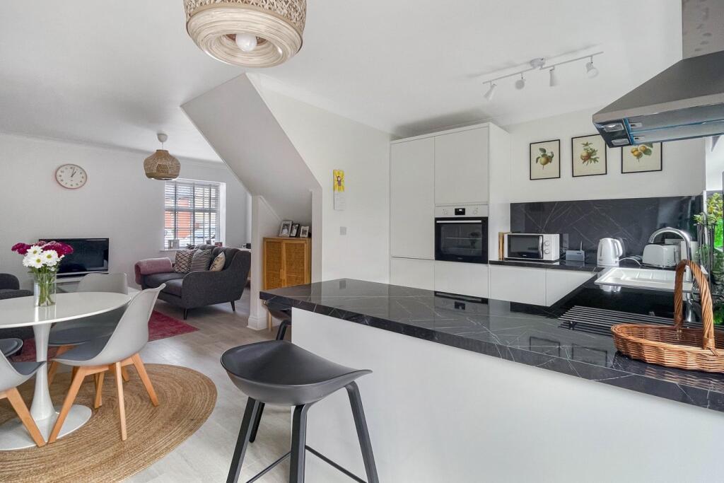 Additional property image - Oakleigh Court, Wivenhoe, Colchester, CO7