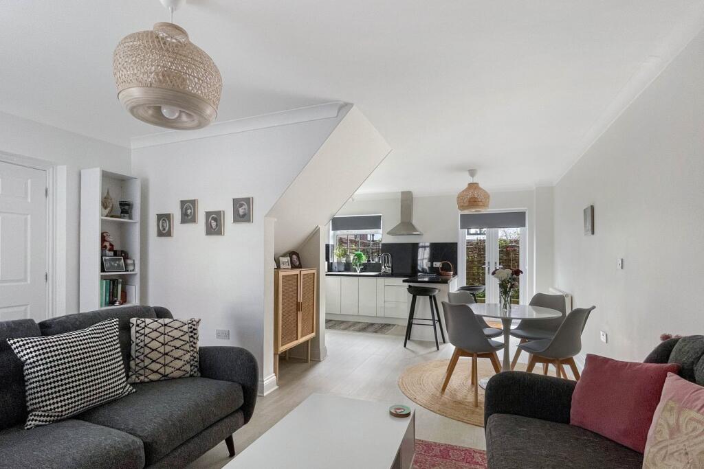 Additional property image - Oakleigh Court, Wivenhoe, Colchester, CO7