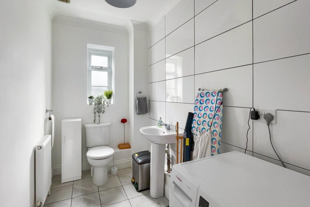 Additional property image - Oakleigh Court, Wivenhoe, Colchester, CO7