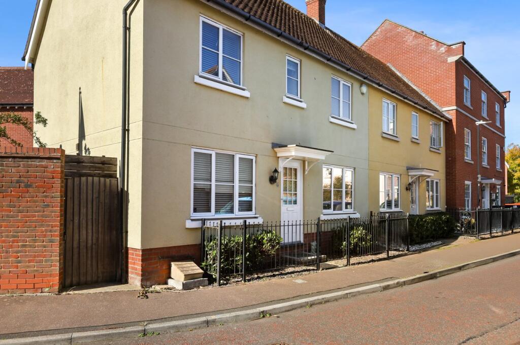 Main image of property: Merediths Close, Wivenhoe, Colchester, CO7