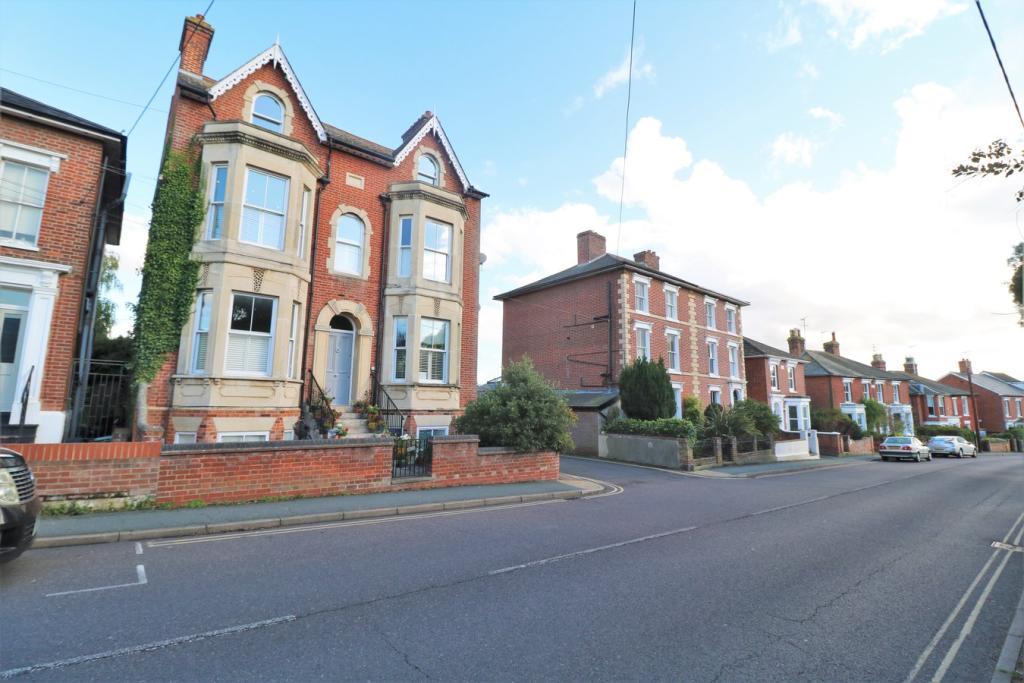 1 bedroom apartment for sale in High Street, Wivenhoe, Colchester, CO7