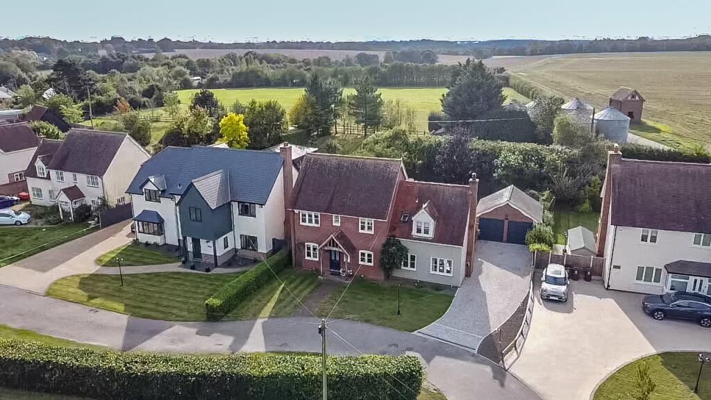 4 bedroom detached house for sale in Hall Road, Great Bromley, Colchester, CO7