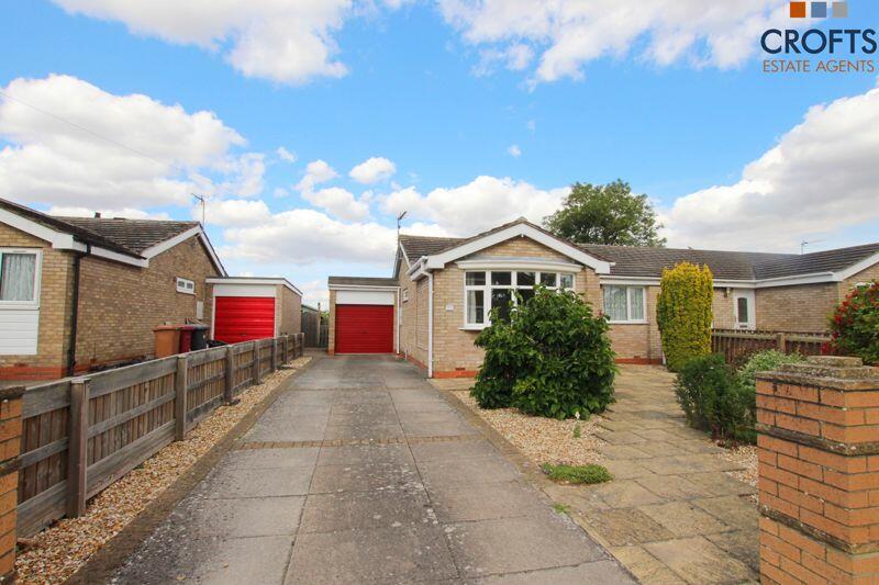 2 bedroom semidetached house for sale in Priory Crescent, Ulceby, DN39
