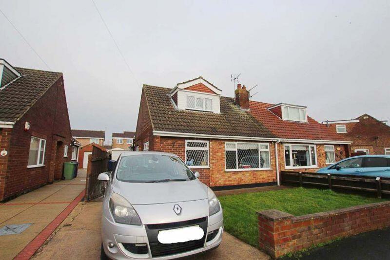 3 bedroom semidetached bungalow for sale in Helen Crescent, Immingham