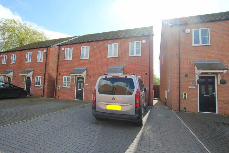 2 bedroom semidetached house for sale in Waterworks Street, Immingham