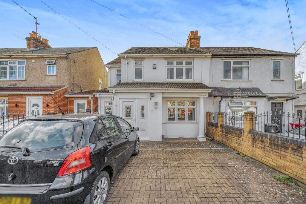 Main image of property: Slough, Berkshire, SL2