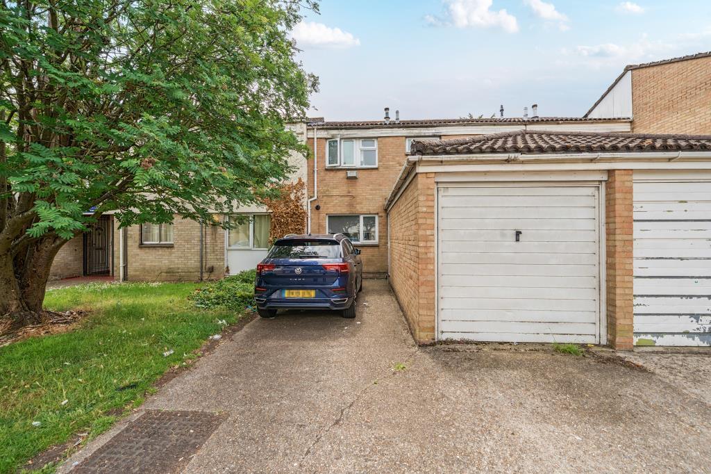 Main image of property: Slough, Berkshire, SL2