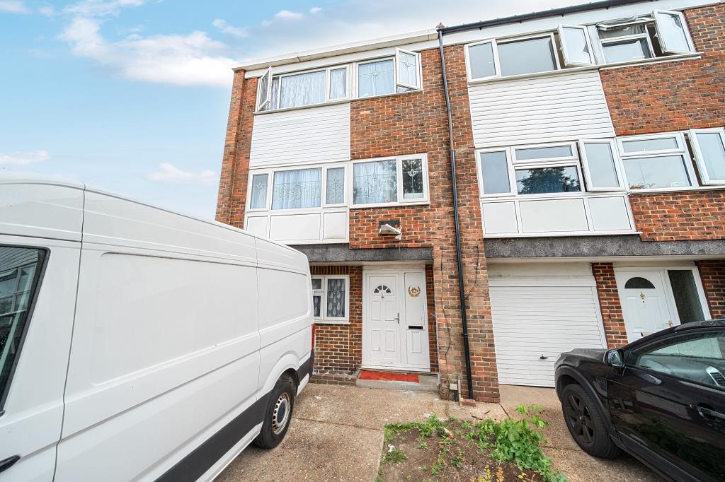 Main image of property: Slough, Berkshire, SL1