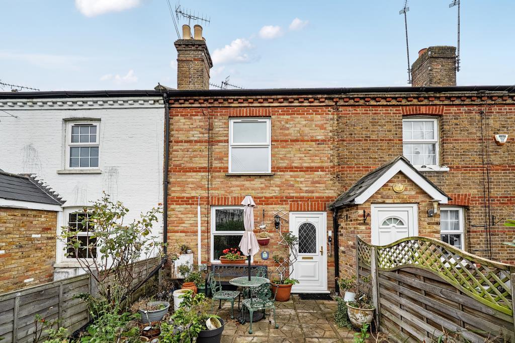 Main image of property: Slough, Berkshire, SL1, SL1