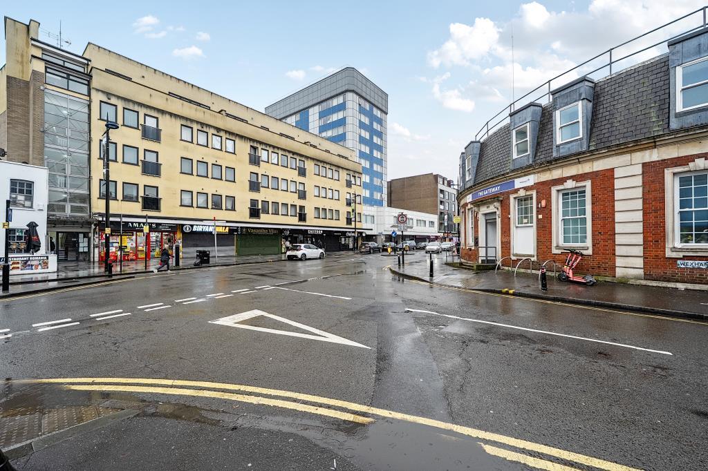 Main image of property: Skyline Apartment, Slough, SL1, SL1