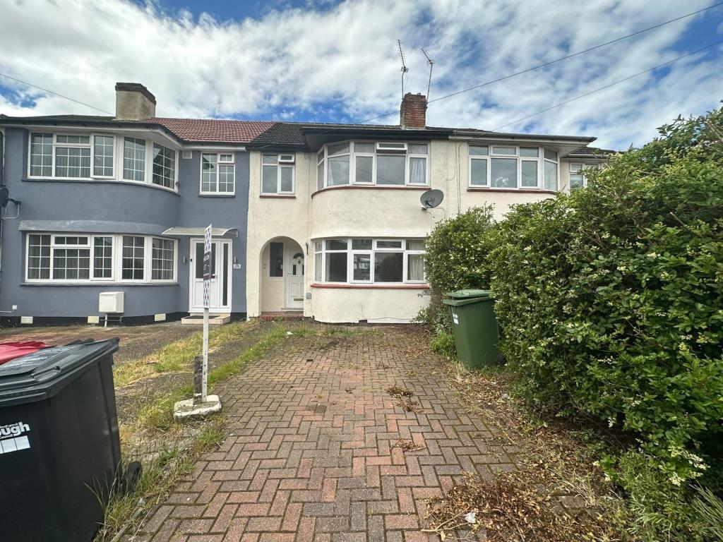 Main image of property: Slough, Berkshire, SL2