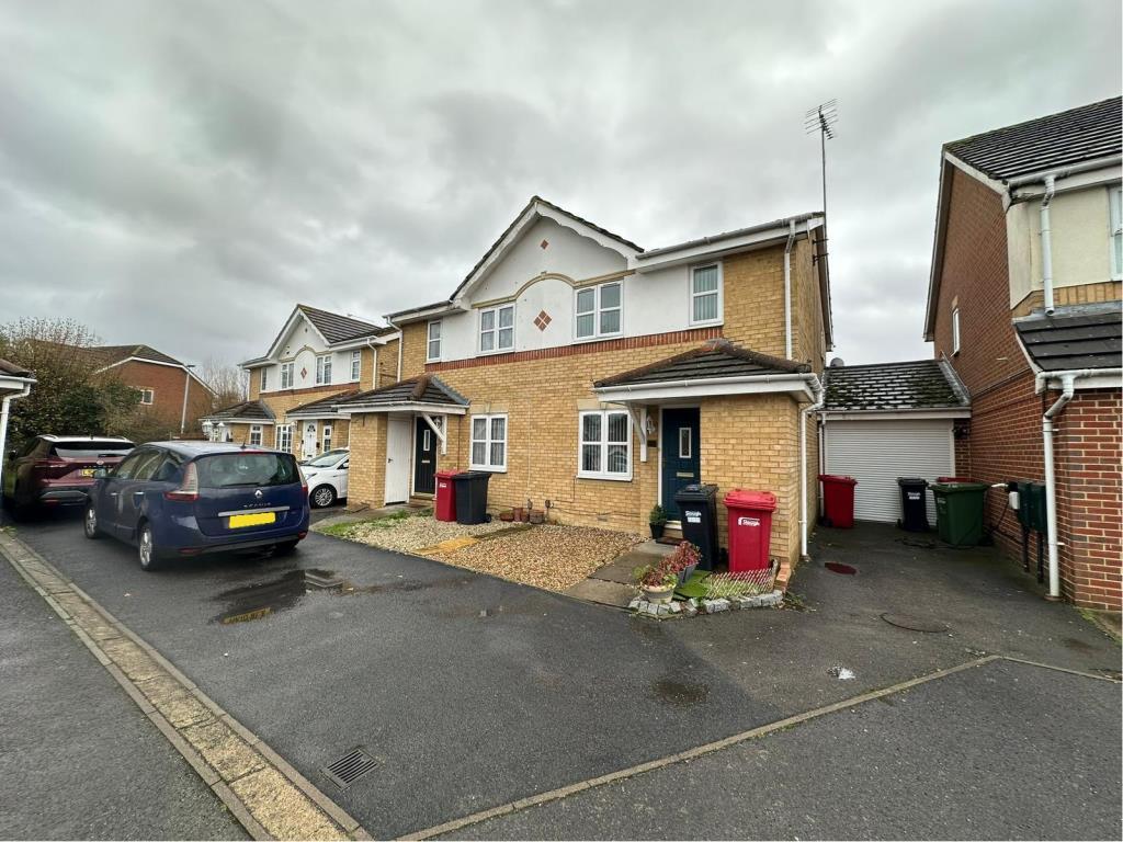 Main image of property: Slough, Berkshire, SL1