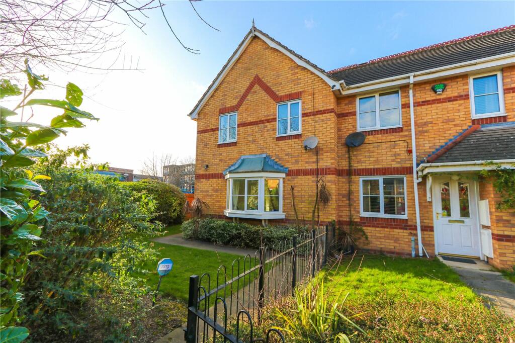 3 bedroom semidetached house for sale in Longley Lane, Northenden