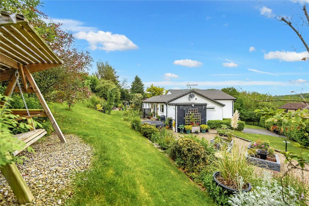 4 bedroom detached house for sale in Twelve Steps, Langwith Valley Road