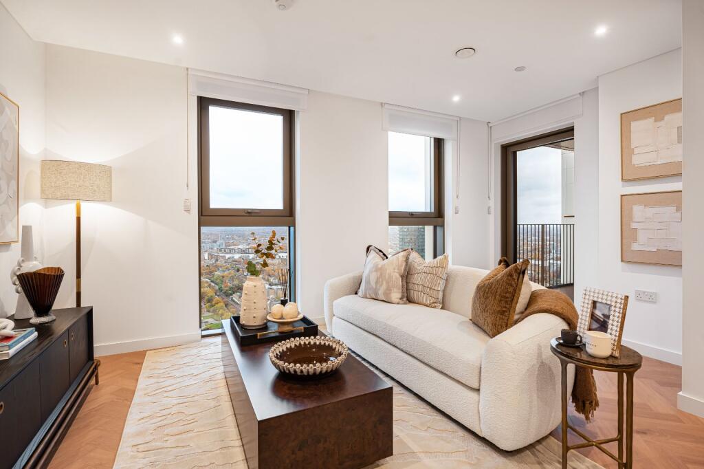 Main image of property: One Thames Quay, 
222 Marsh Wall, E14