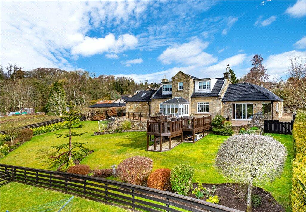 3 bedroom detached house for sale in Woodhall Road, Braidwood, Carluke, ML8