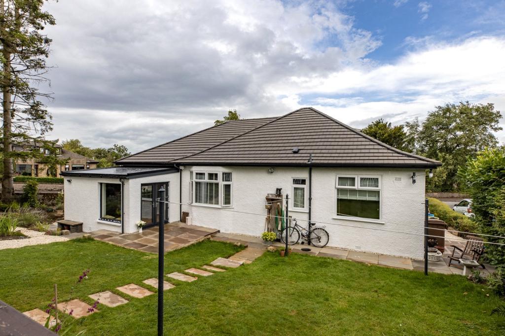 4 bedroom house for sale in Strathearn Road, Clarkston, Glasgow, G76
