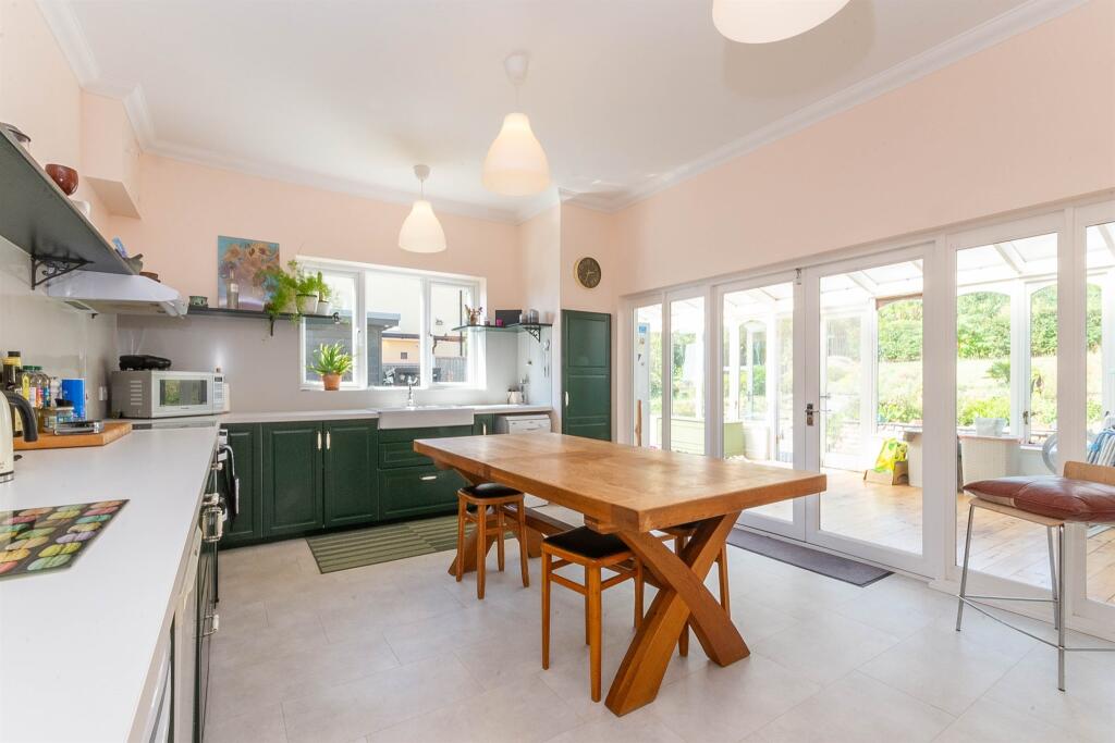 Additional property image - River View Terrace, Althorne, CHELMSFORD