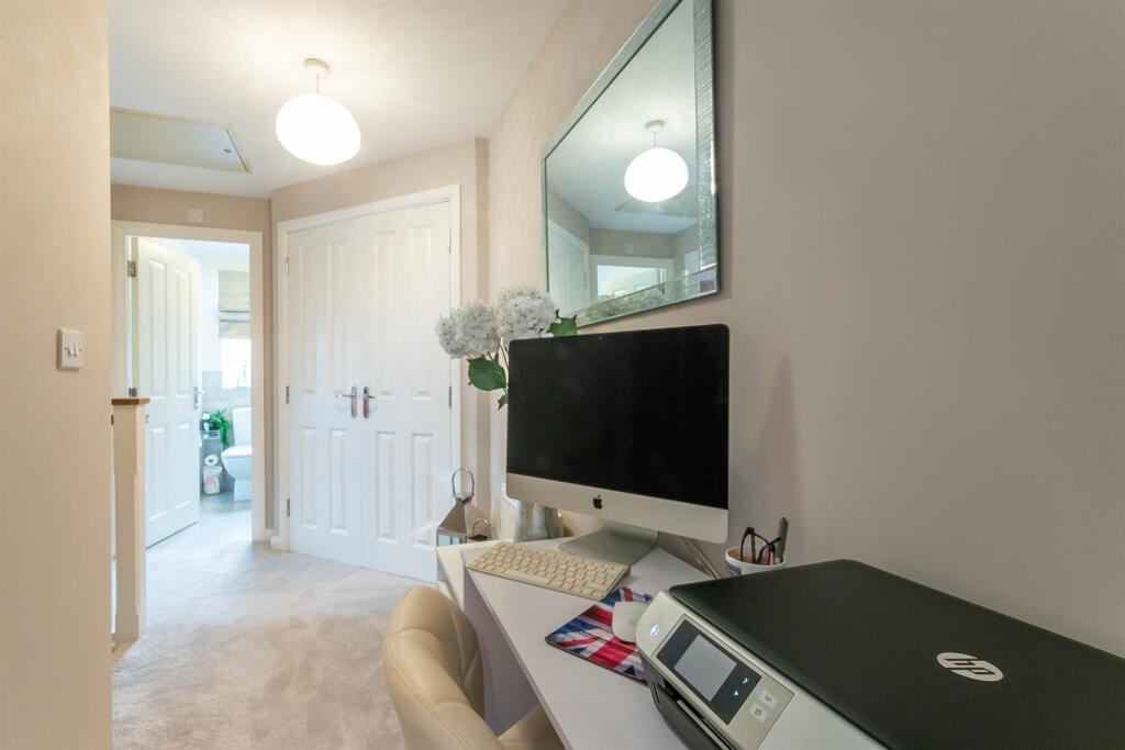 Additional property image - Rowan End, SOUTHMINSTER