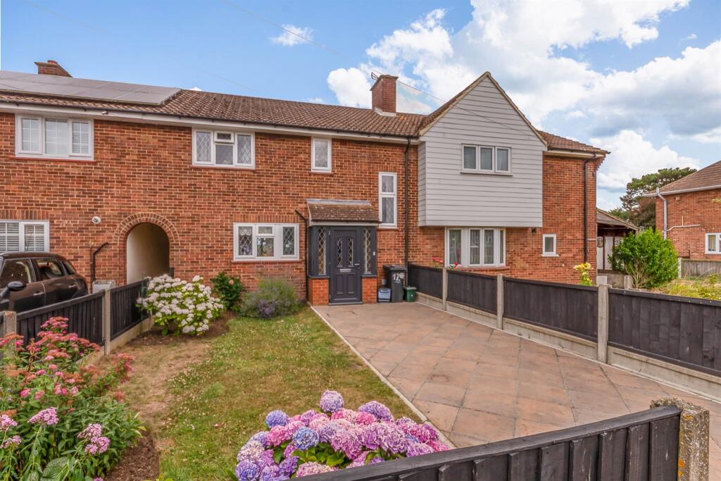 Main image of property: Lawlinge Road, Latchingdon, Chelmsford