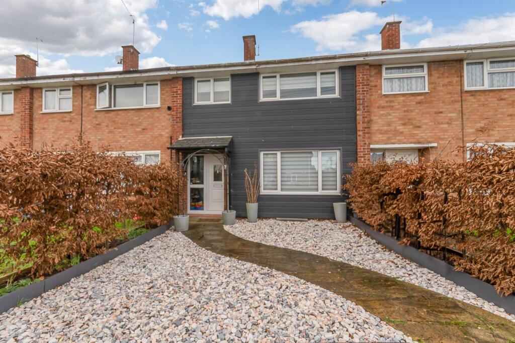 Main image of property: Chestnut Avenue, Heybridge, Maldon