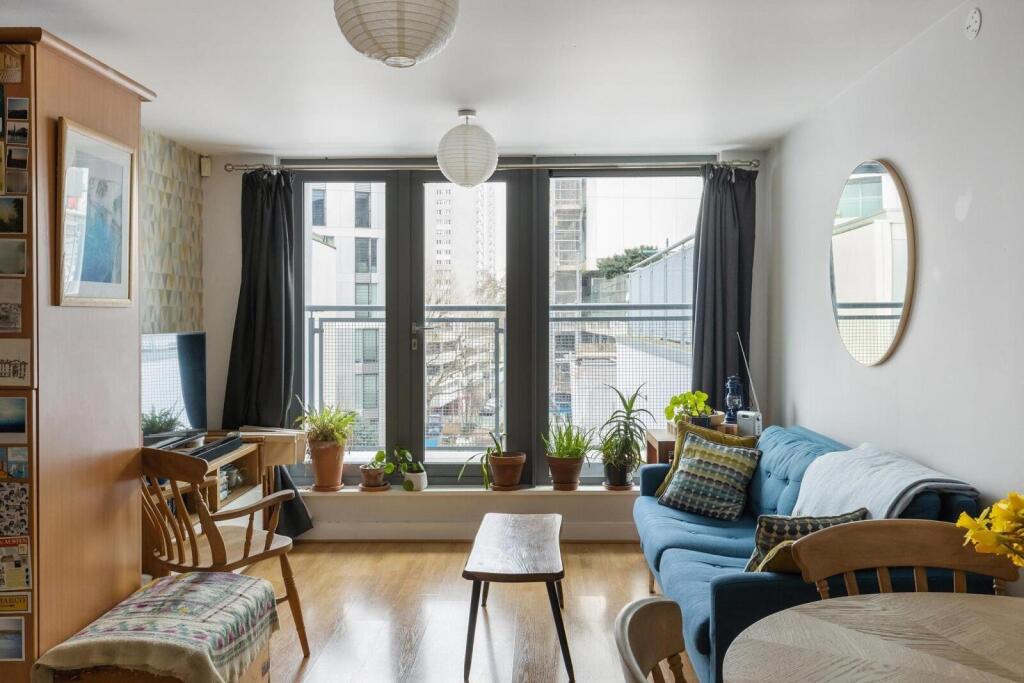 Main image of property: Hardwicks Square, 
Wandsworth Park, SW18