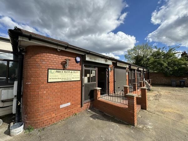 Main image of property: Office 2, Kenton Road, Kenton, Harrow, Greater London, HA3