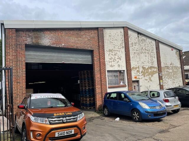 Main image of property: Abbey Industrial Estate, Mount Pleasant, Wembley, Greater London, HA0