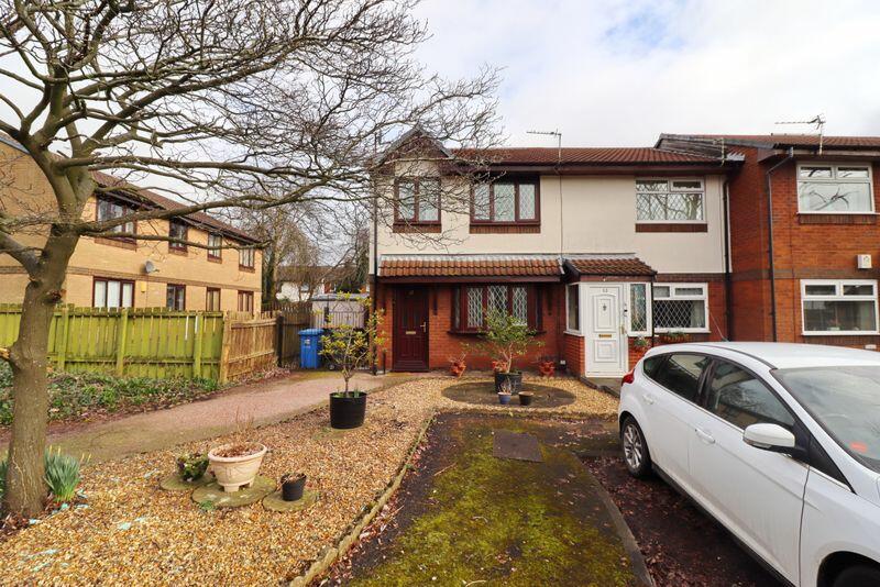 3 bedroom end of terrace house for sale in Maunby Gardens, Little