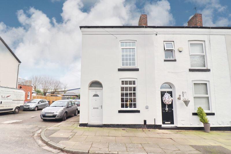 2 bedroom end of terrace house for sale in Partington Street, Worsley