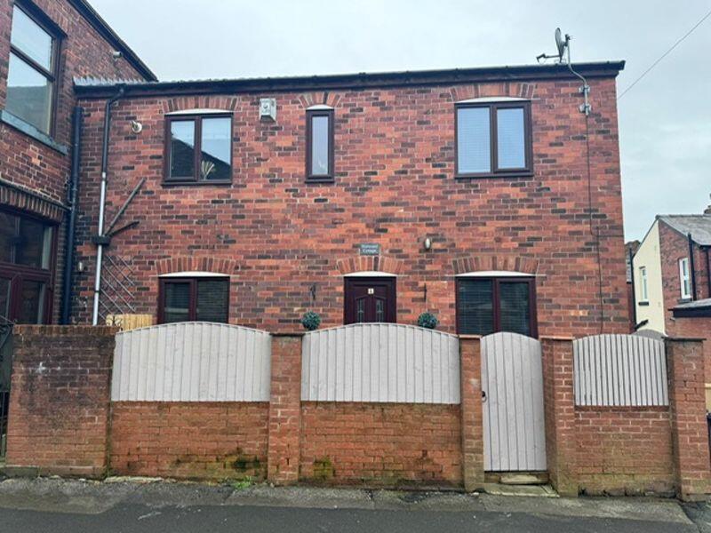 2 bedroom end of terrace house for sale in Norwood Cottage, Store