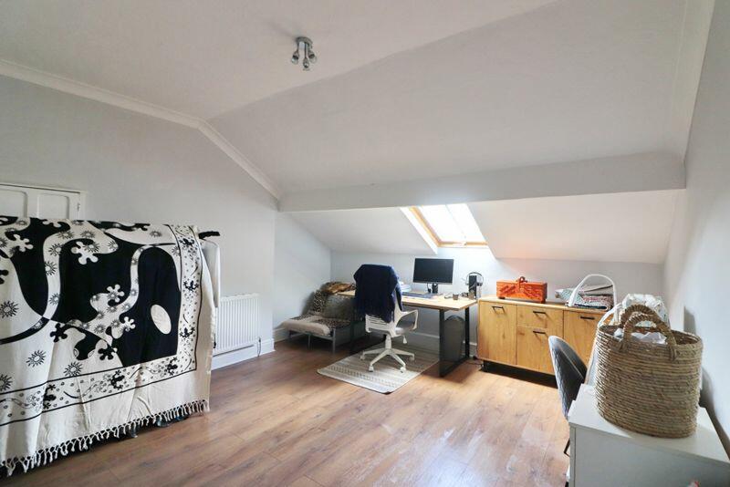 Additional property image - 10 Hawkshaw Ave, Darwen, Lanchashire
