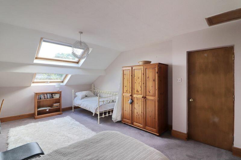Additional property image - 10 Hawkshaw Ave, Darwen, Lanchashire