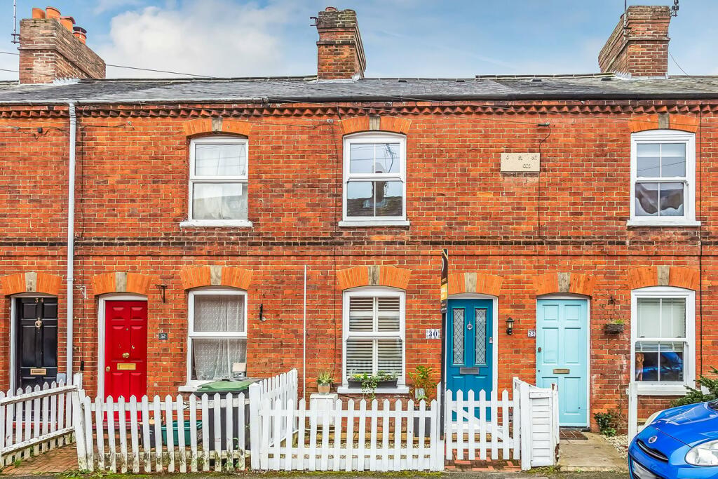 2 bedroom terraced house for sale in Mount Pleasant, Hildenborough