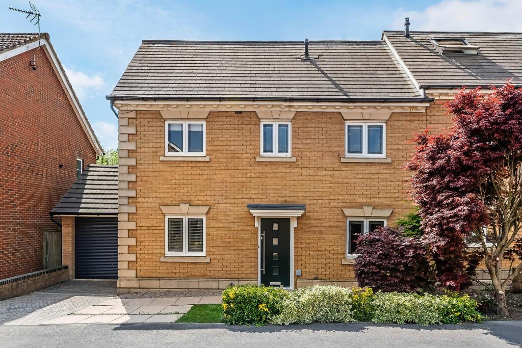 Main image of property: Juniper Close, Oxted, Surrey