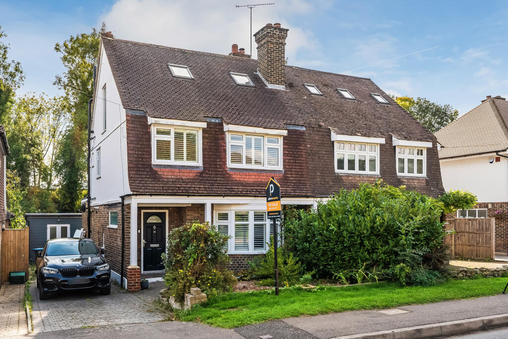 Main image of property: Gordons Way, Oxted, Surrey