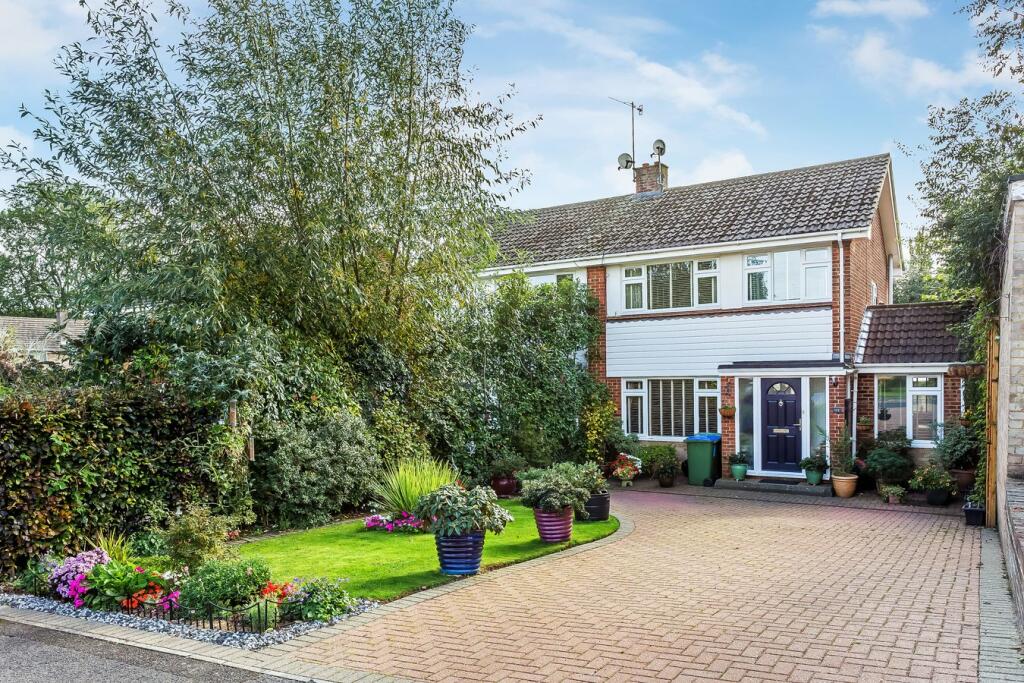 4 bedroom semidetached house for sale in Willow Park, Otford