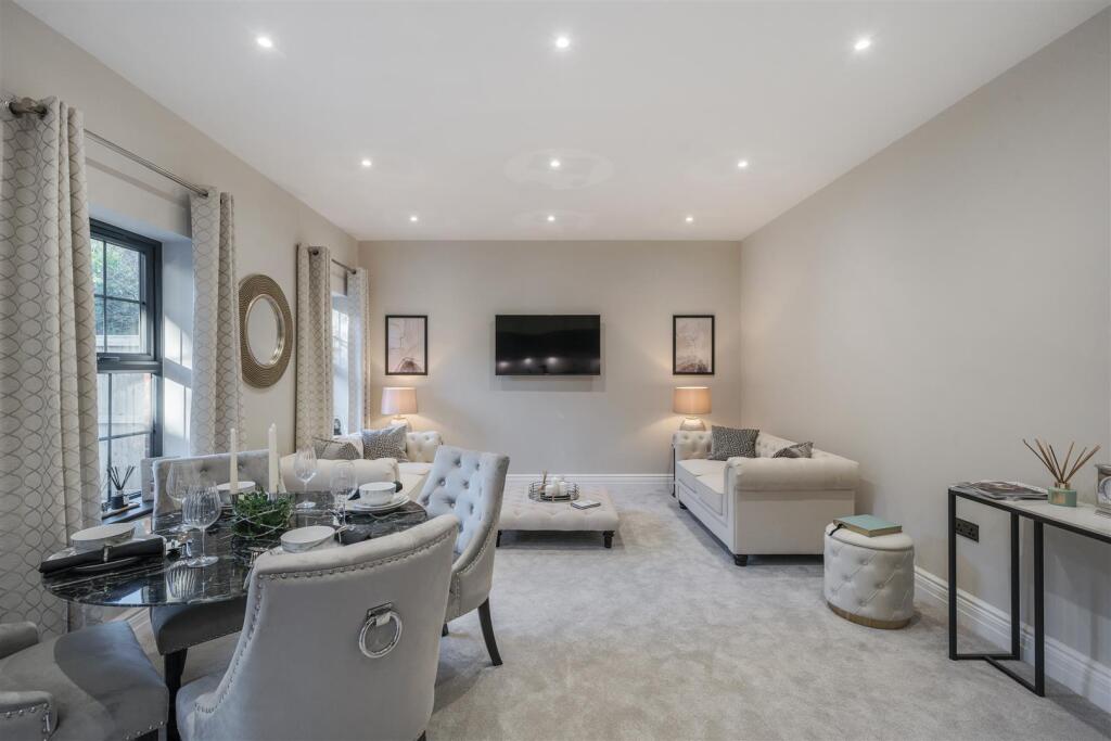 Additional property image - Shootersway, Berkhamsted