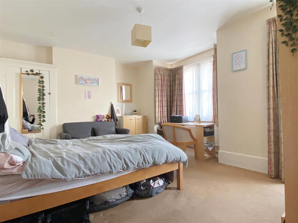 Additional property image - Upper Abbey Road - Next to Hospital