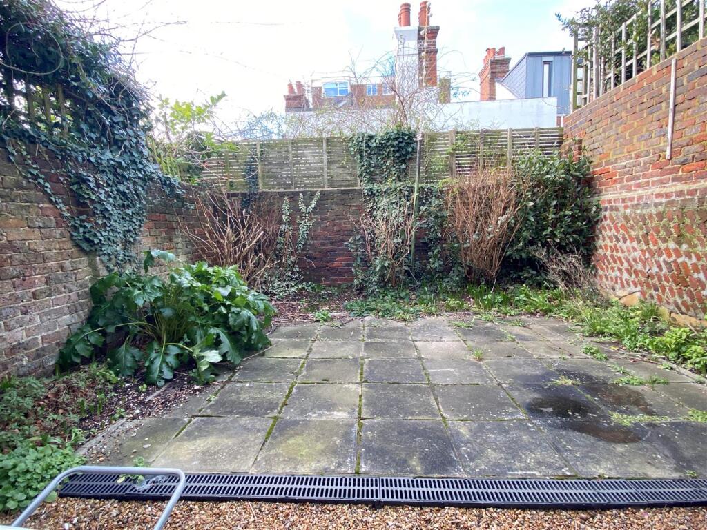 Additional property image - Upper Abbey Road - Next to Hospital
