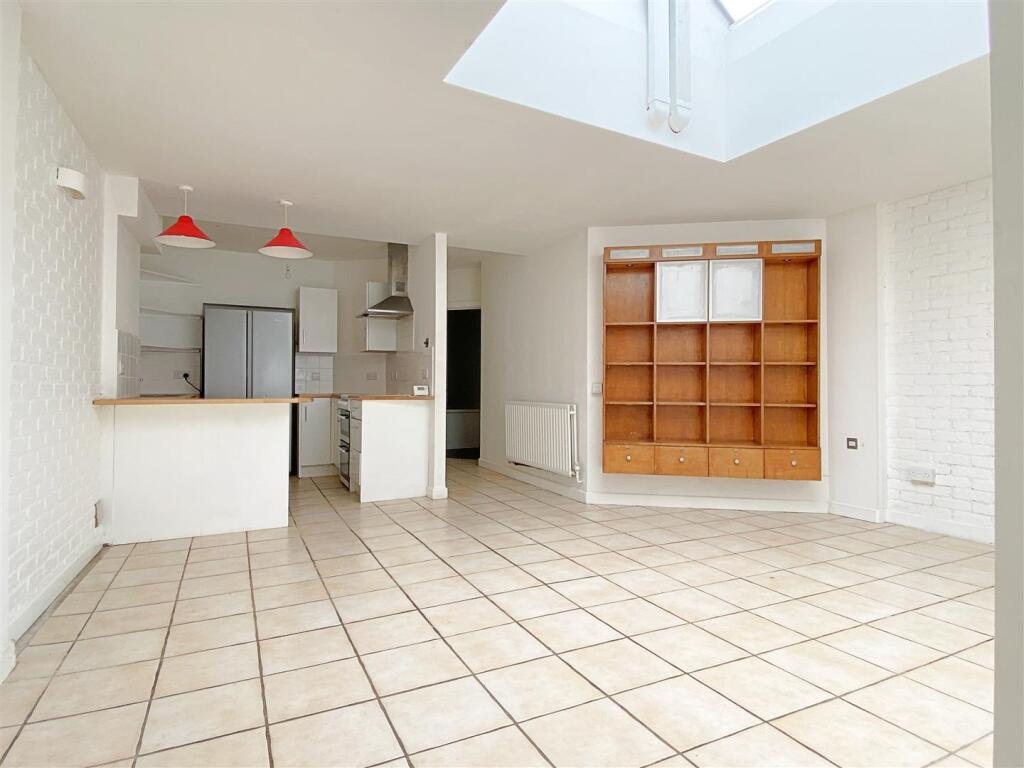 Main image of property: Preston Road - Large Studio