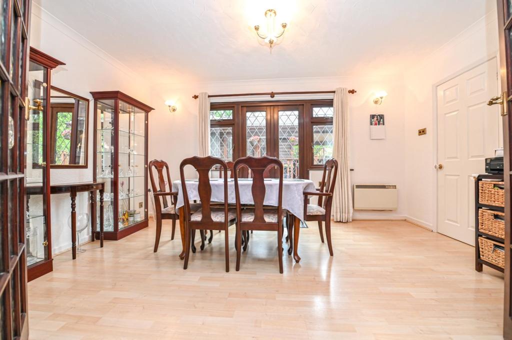 6 bedroom detached house for sale in Ashey Road, Ryde, PO33