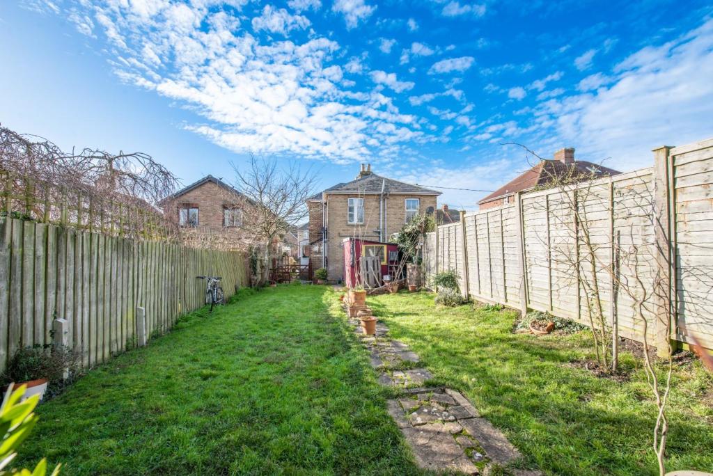 1 bedroom apartment for sale in Station Road, St. Helens, Ryde, PO33