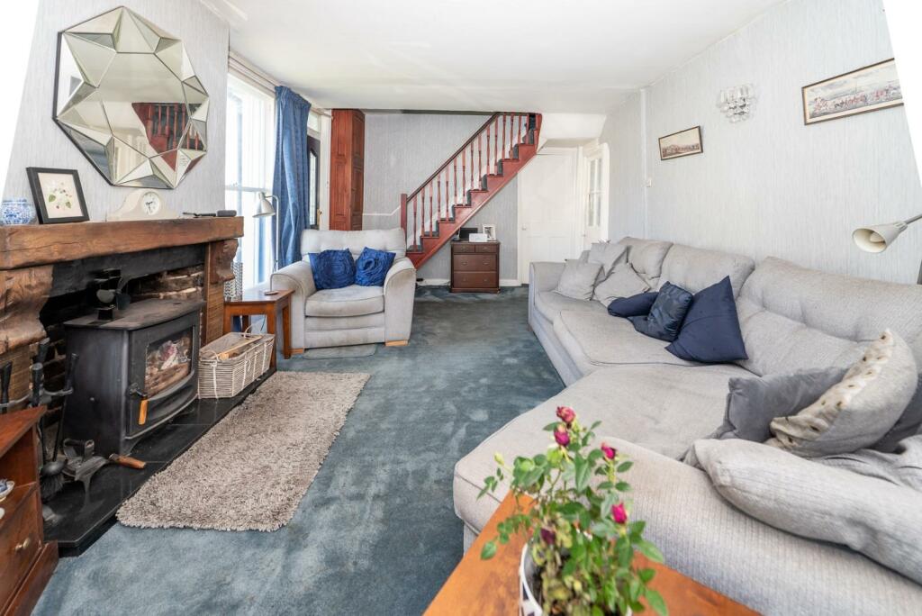 4 bedroom semidetached house for sale in Monkton Street, Ryde, PO33
