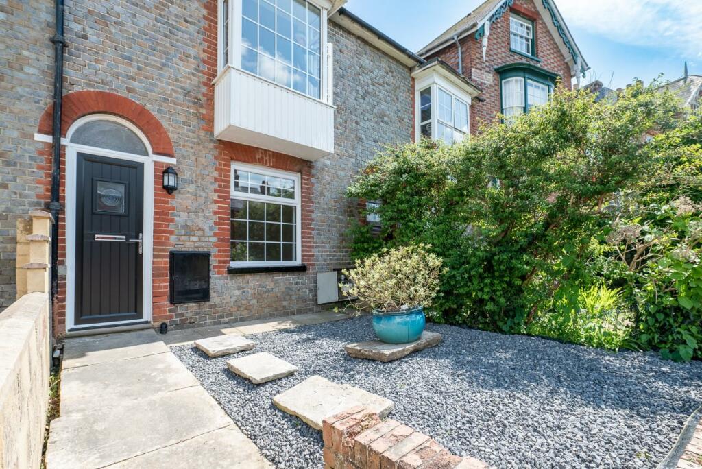 3 bedroom terraced house for sale in St. Johns Road, Newport, PO30