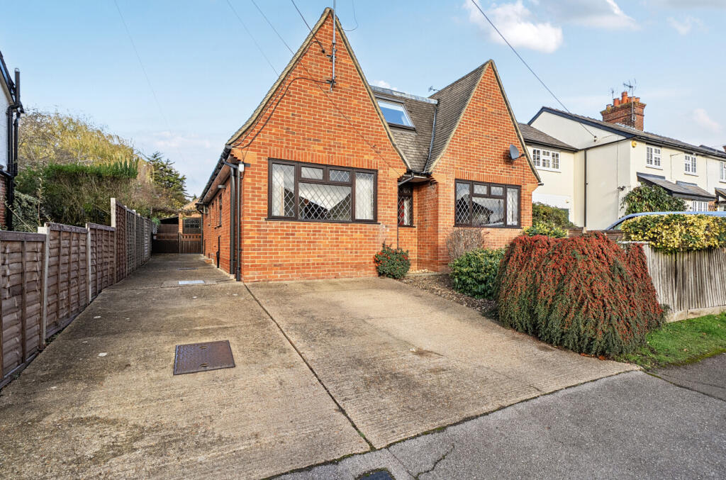 Main image of property: Fairmead Road, Shinfield, Reading, Berkshire, RG2